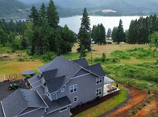 32246 Woodson Ln, Cottage Grove, OR 97424