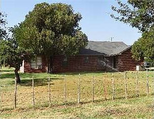 1st image of 775 County Road 140