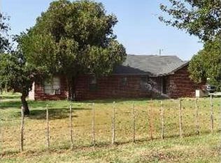 775 County Road 140, Seymour, TX 76380