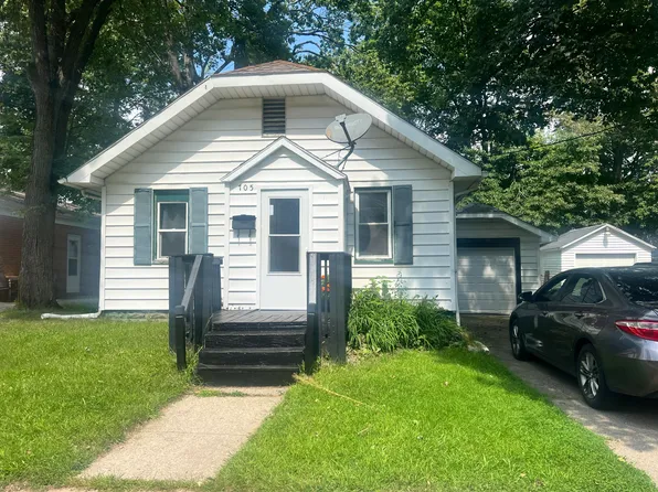 705 Poplar St, Niles, MI 49120