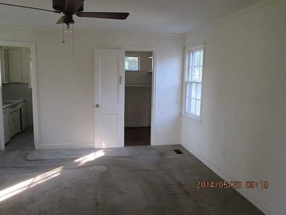 4th image of 1125 Mobile St