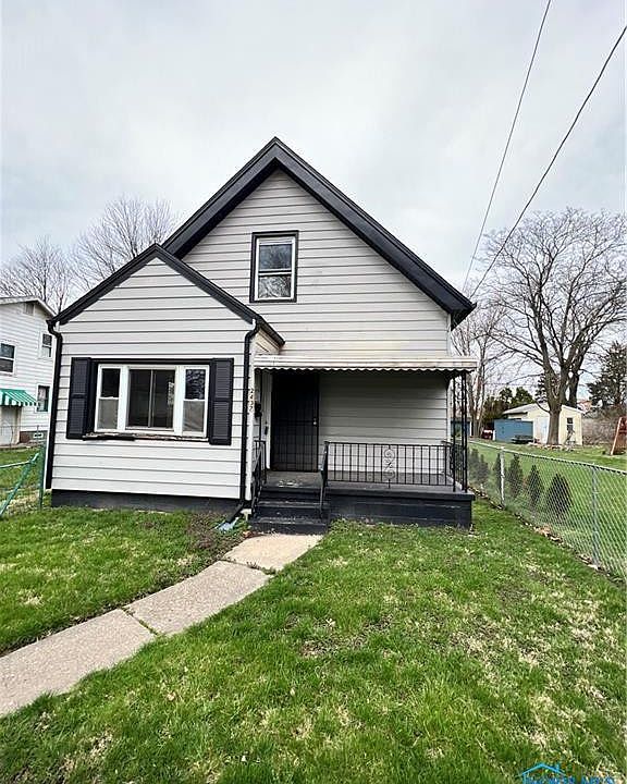 1st image of 2437 Caledonia St