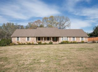 111 Harris Dr, Florence, AL 35634