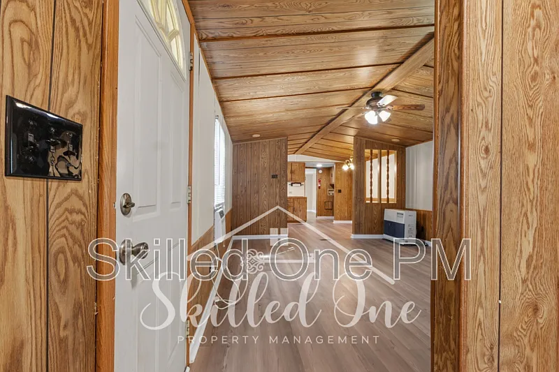 2 bed, 2.0 bath, $1,295 — Photo 3