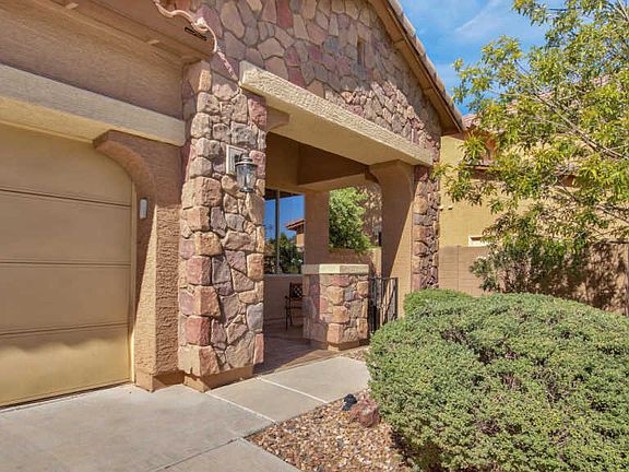 3rd image of 2632 E Canyon Creek Dr