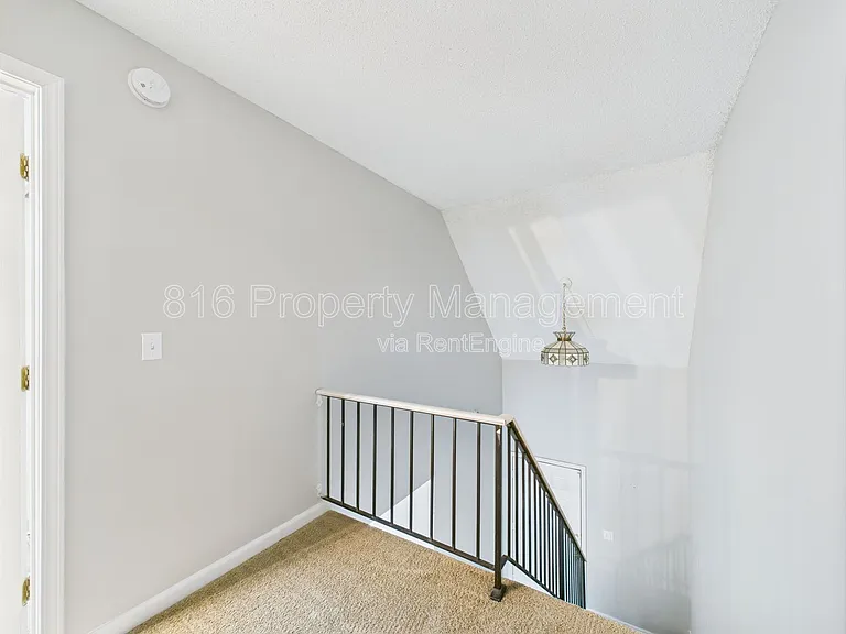 7941 NW 79th Pl — Photo 15