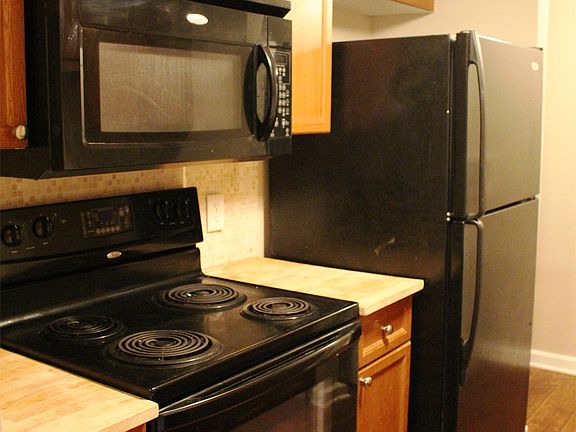 Refrigerator, stove, and microwave available for your use.