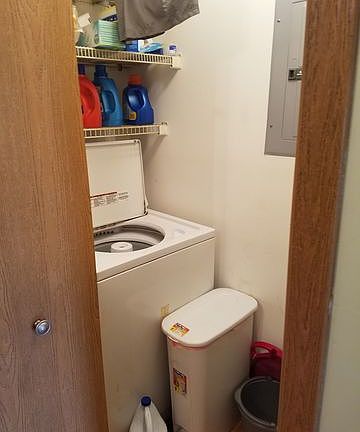 5th image of 1347 Cunat Ct APT 1D