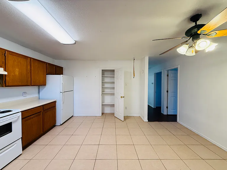 10 Holly Dr #B — Photo 19