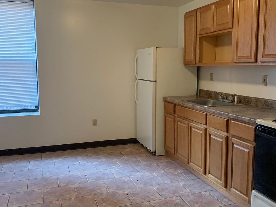 1st image of 227 Park Ave APT 3G