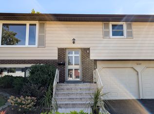 6337 Carlsbad Dr, Tinley Park, IL