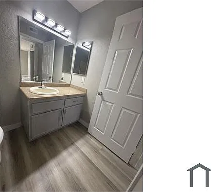3318 N Decatur Blvd — Photo 13