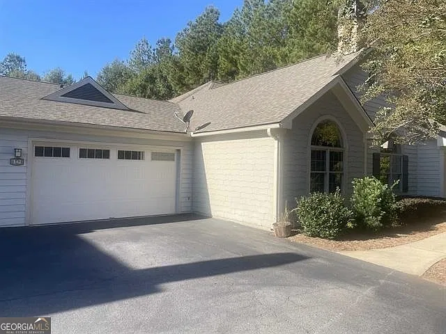 2 bed, 2.0 bath, $3,100 — Photo 1