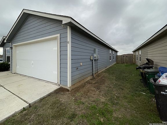 2nd image of 6226 LAKEFRONT ST