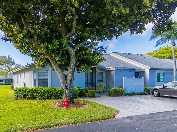 2nd image of 8948 Meadowlark Way