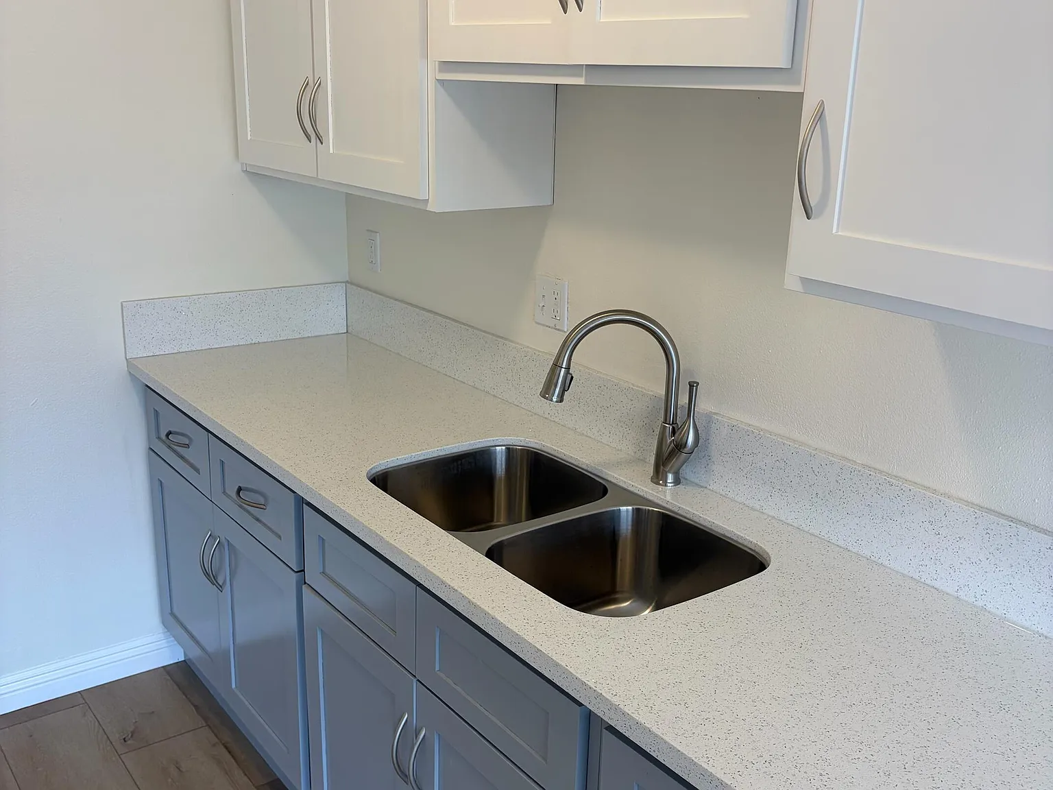 2 bed, 550 sqft, $1,700 — Photo 4