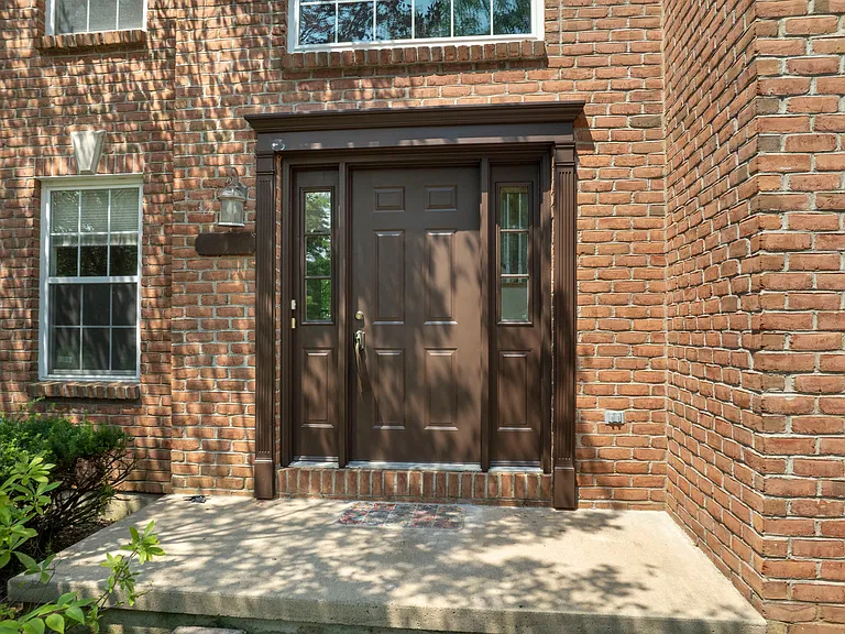 2184 Autumnwood Dr — Photo 4