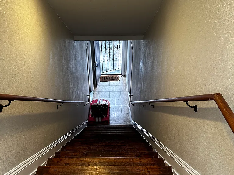 1917 Foothill Blvd #5 — Photo 7
