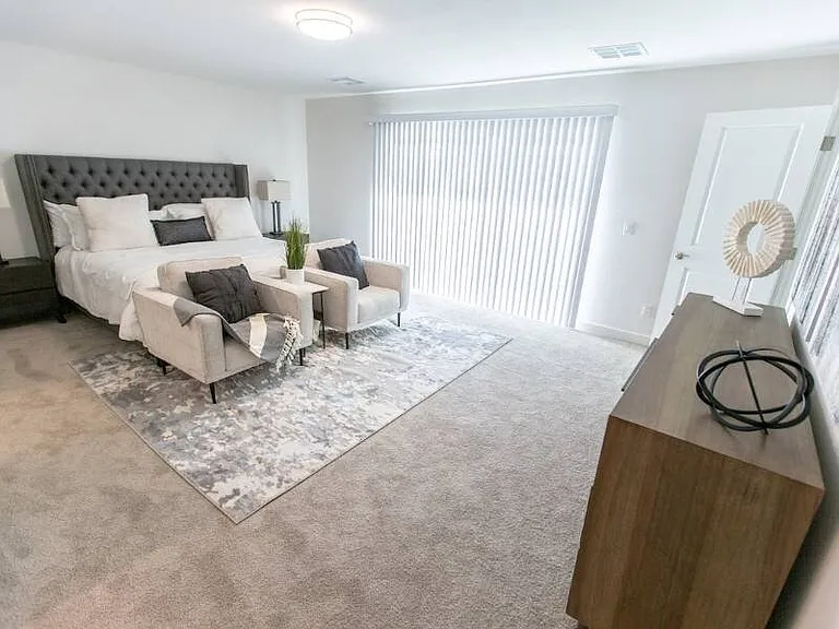 Portola Red Mountain — Photo 15