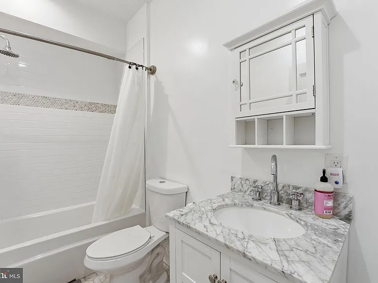 1841 Monroe St NW #2 — Photo 18