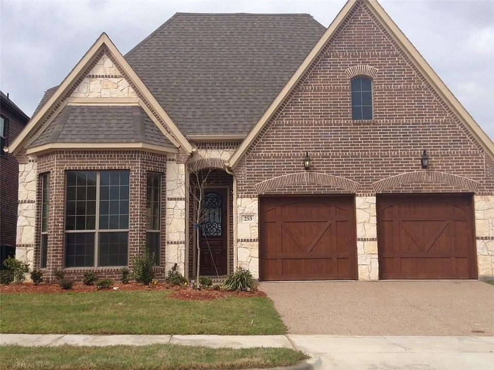 1st image of 253 Bentley Dr