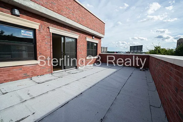 Rented by Sterling Realty Solution Inc | media 16