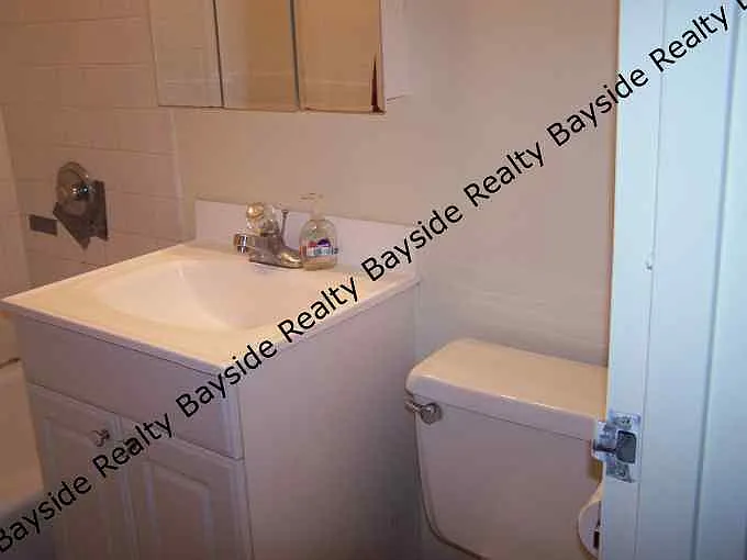 872 Massachusetts Ave #601 — Photo 3