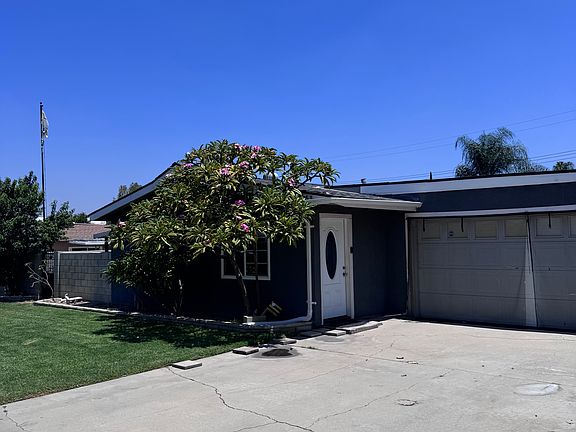 2nd image of 3263 Amhurst Dr