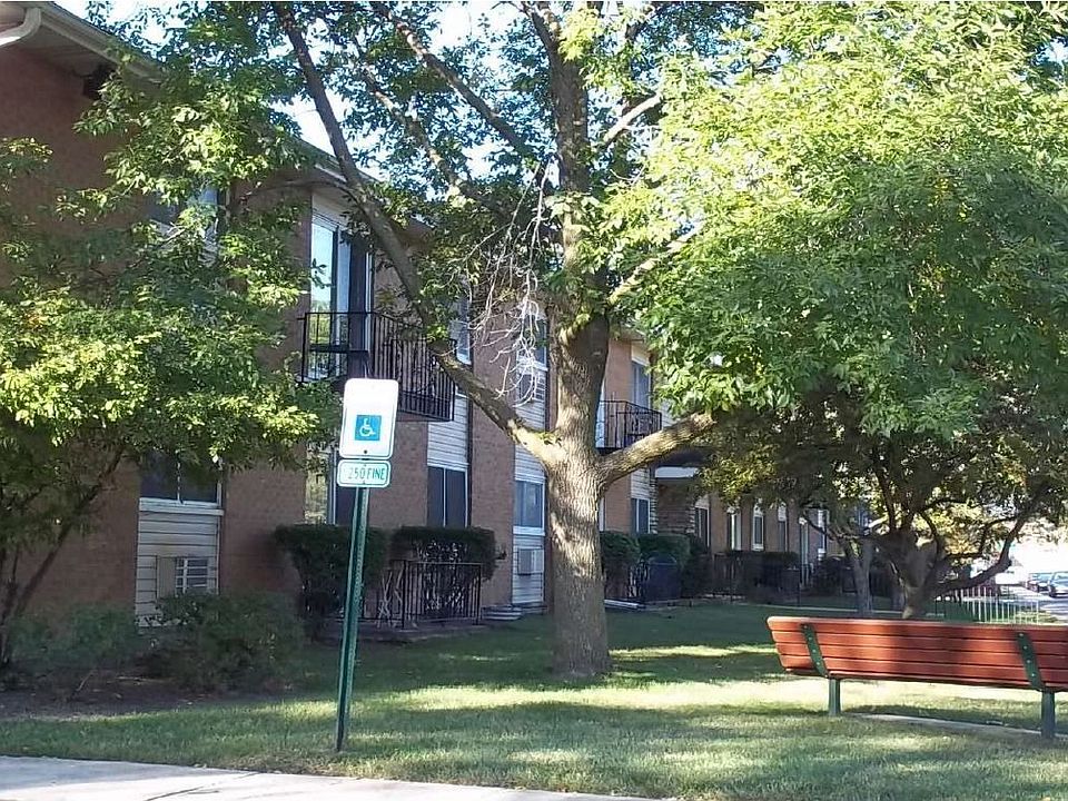 1st image of 8864 Northshore Dr #104D