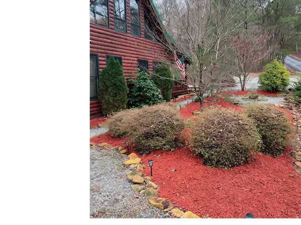 85 Hunter Dr, Talking Rock, GA 30175