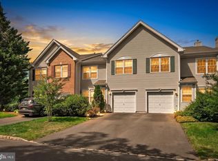 604 Crest Stone Cir, Princeton, NJ 08540