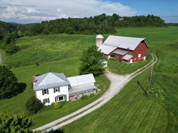 420 Drinkwater Road, Hinesburg, VT 05461