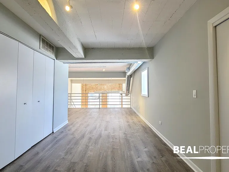 2320 N Damen Ave #2D — Photo 24