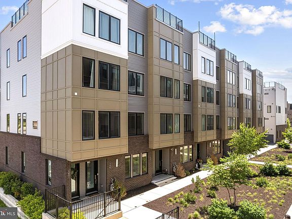 2nd image of 3001 Sedgeview Walk #146