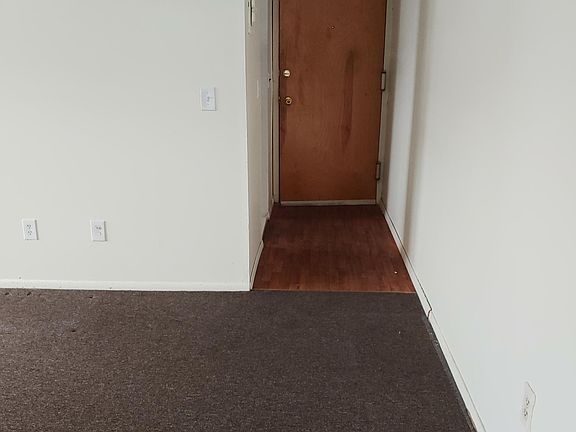 4th image of 19 Sheraden Ave APT 3B