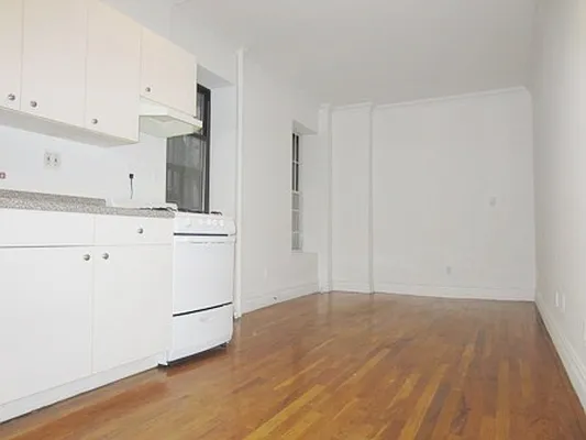 Rented by City Connections Realty | media 35