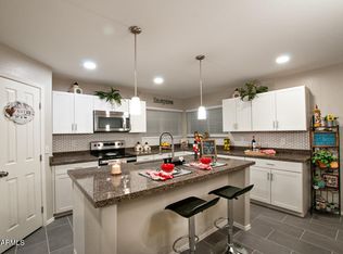 891 E Glenmere Dr, Chandler, AZ 85225