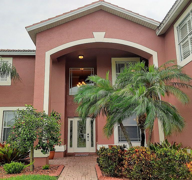1st image of 2813 SW 29th Ave