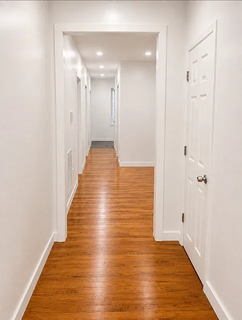 3 bed, 2000 sqft, $2,350 — Photo 3