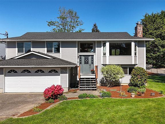 3rd image of 2007 186th Avenue E