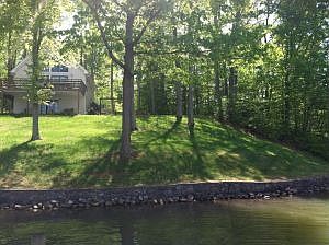1st image of 355 Mariners Cove Dr