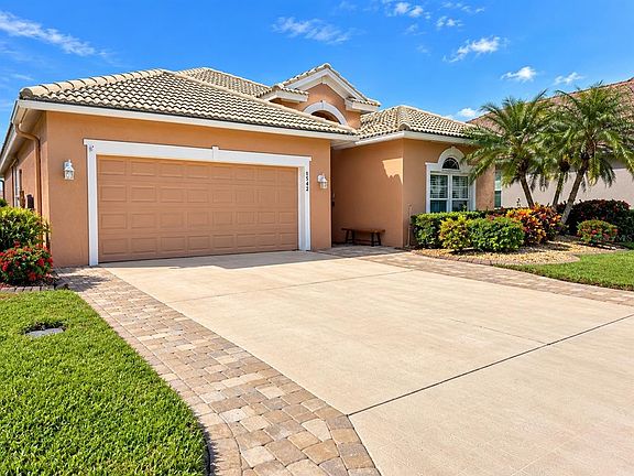 2nd image of 1542 SAN YSIDRO WAY