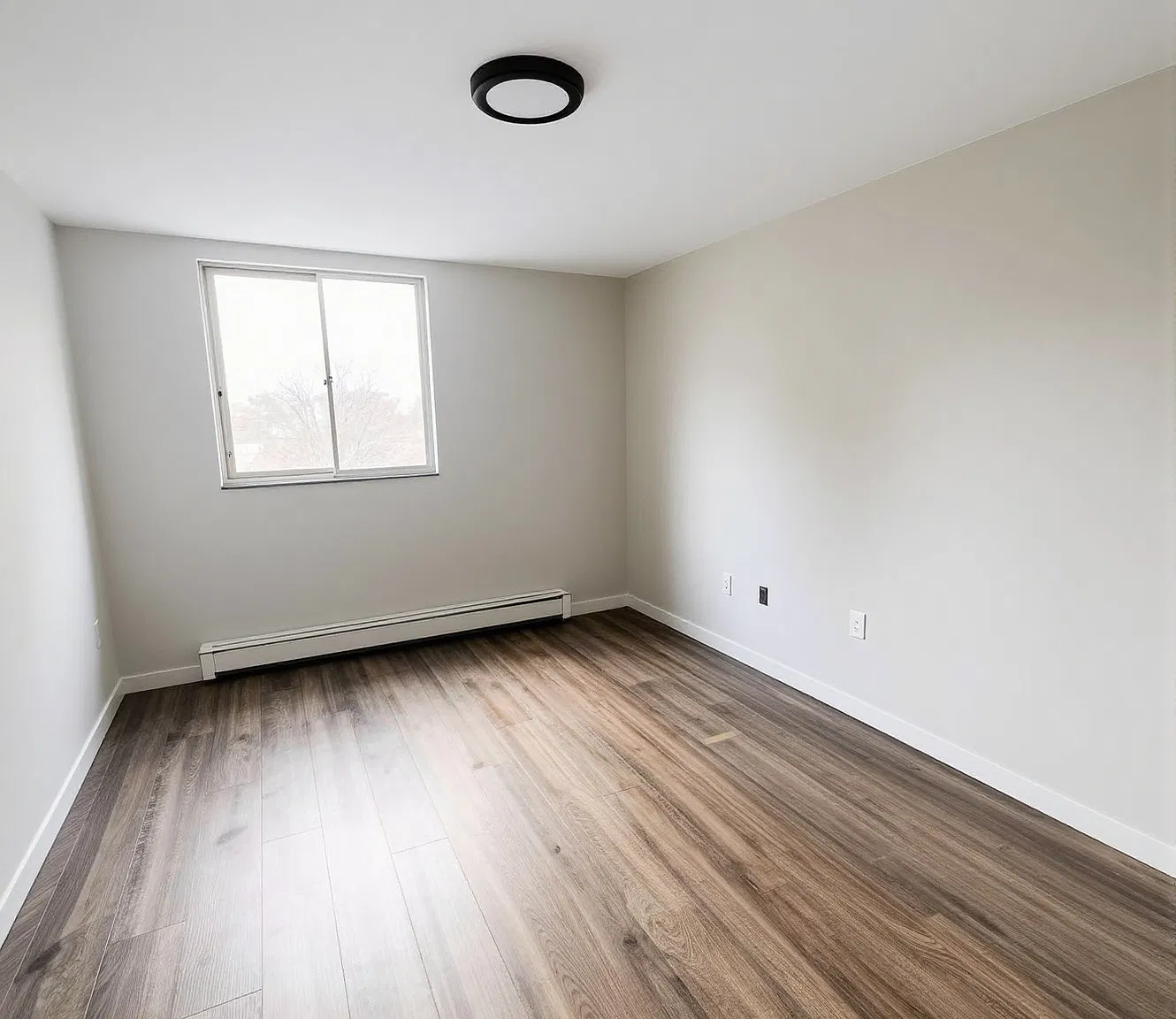 131 College Ave S — Photo 4