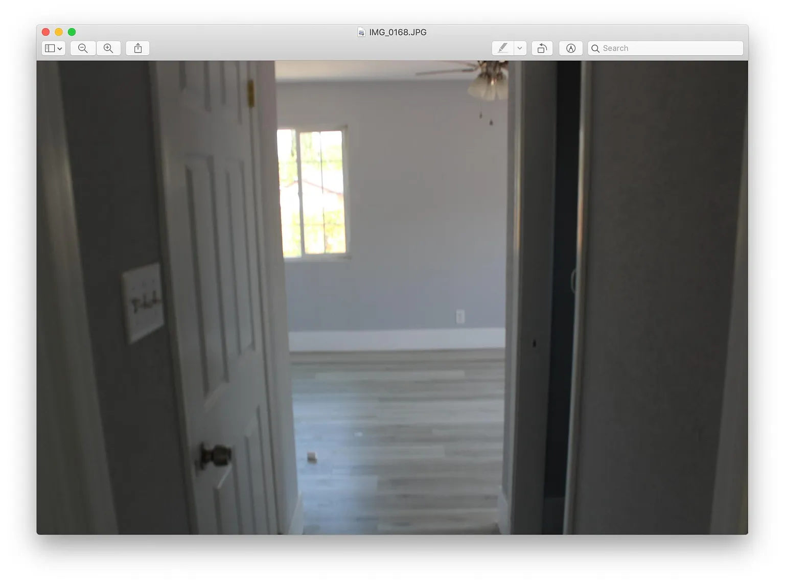 114 Robinson Ave photo 1