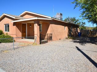 2401 NW Cir NW, Albuquerque, NM 87104