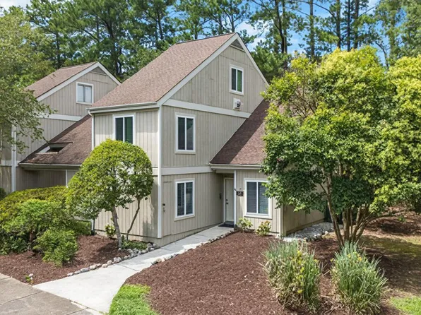 4101 Five Oaks Dr Unit 37, Durham, NC 27707