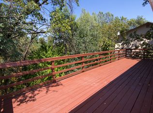 1266 Riviera Dr, Redding, CA 96001