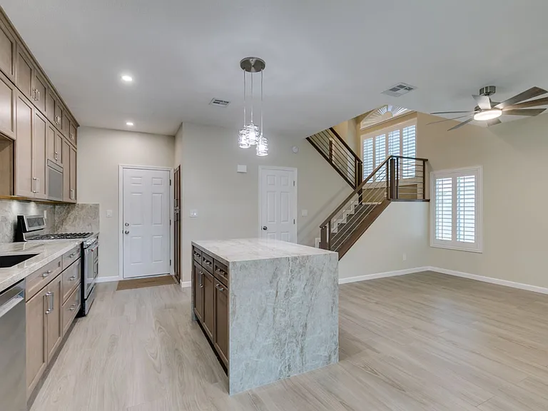 540 Sutters Mill Rd — Photo 25