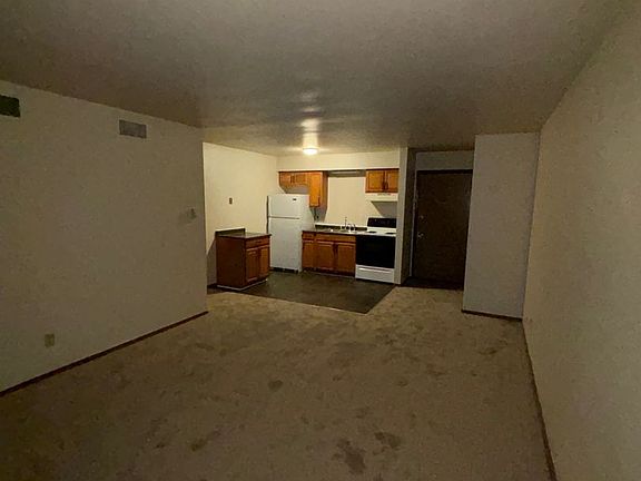 4th image of 9900 W Fond Du Lac Ave #4