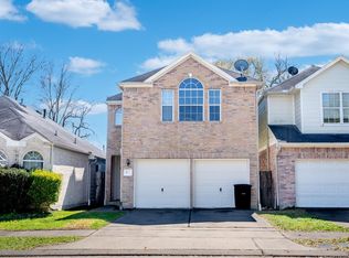 827 Forest Hillside Ln, Houston, TX 77067